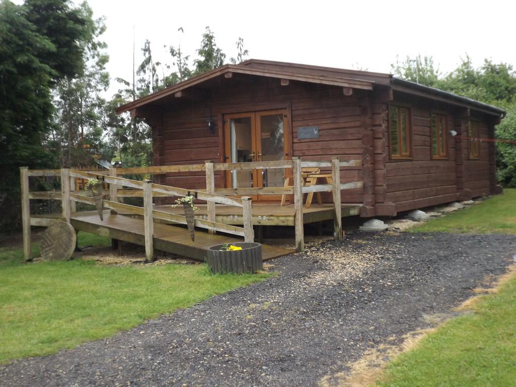 Avonvale Holiday Lodges Evesham Room photo